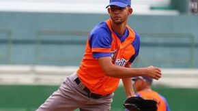 Yanieski Duardo, first pitcher from Sancti Spíritus to record one hundred saves in the National Series