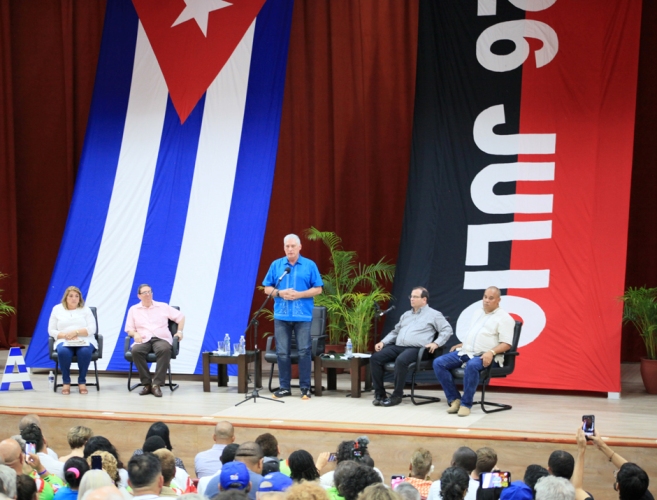 Díaz-Canel participates in Cuba solidarity meeting