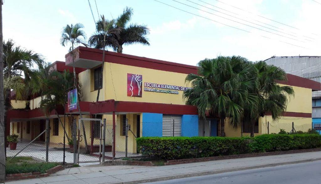 First graduation of Art Instructor Teachers in Sancti Spíritus