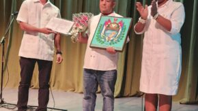 Photojournalist from Sancti Spíritus receives the Shield of the City
