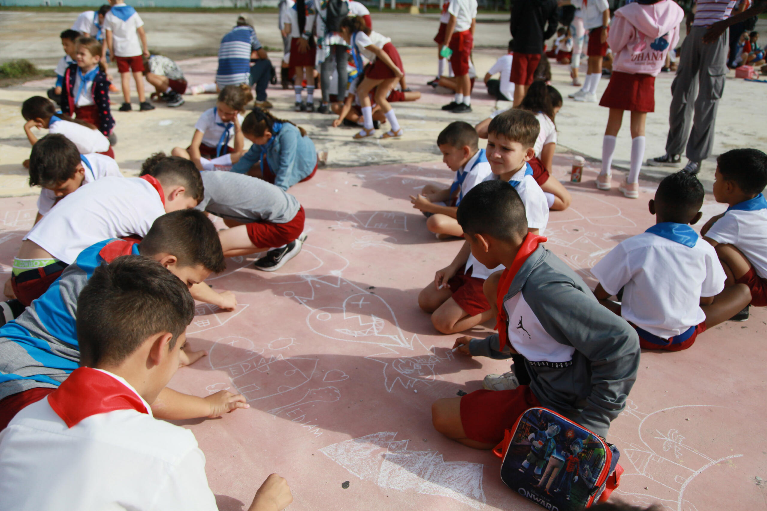 Pioneers paint and play at their organization’s birthday