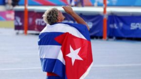 Ronald Mencía from Sancti Spíritus wins gold at the Central American Games.
