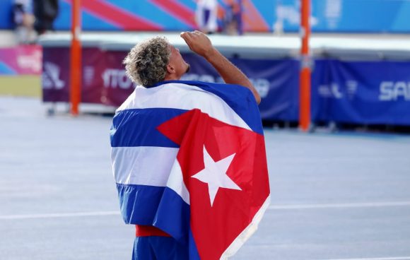 Ronald Mencía from Sancti Spíritus wins gold at the Central American Games.