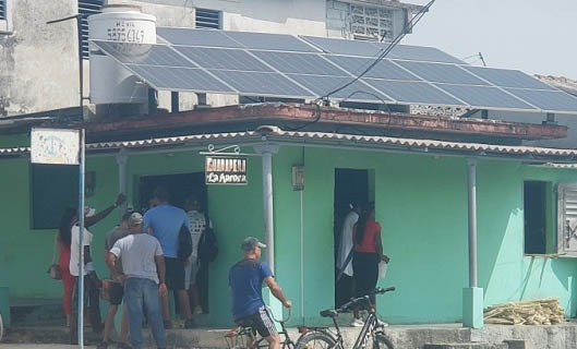 Cold guarapo with sun