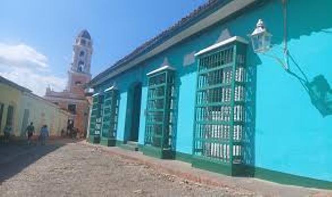 List of peak tourist season destinations in Sancti Spíritus