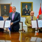 Paraguay dona siete toneladas de material médico a Cuba