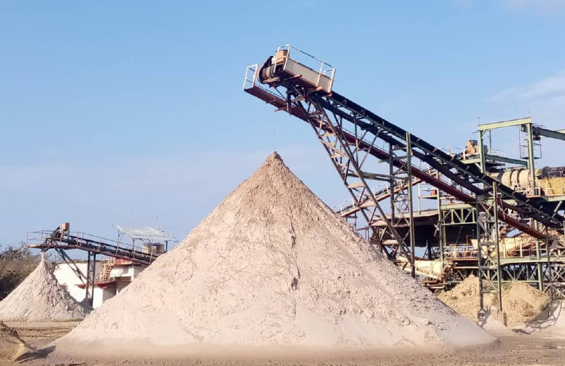 Incrementan en Trinidad producción de arena sílice