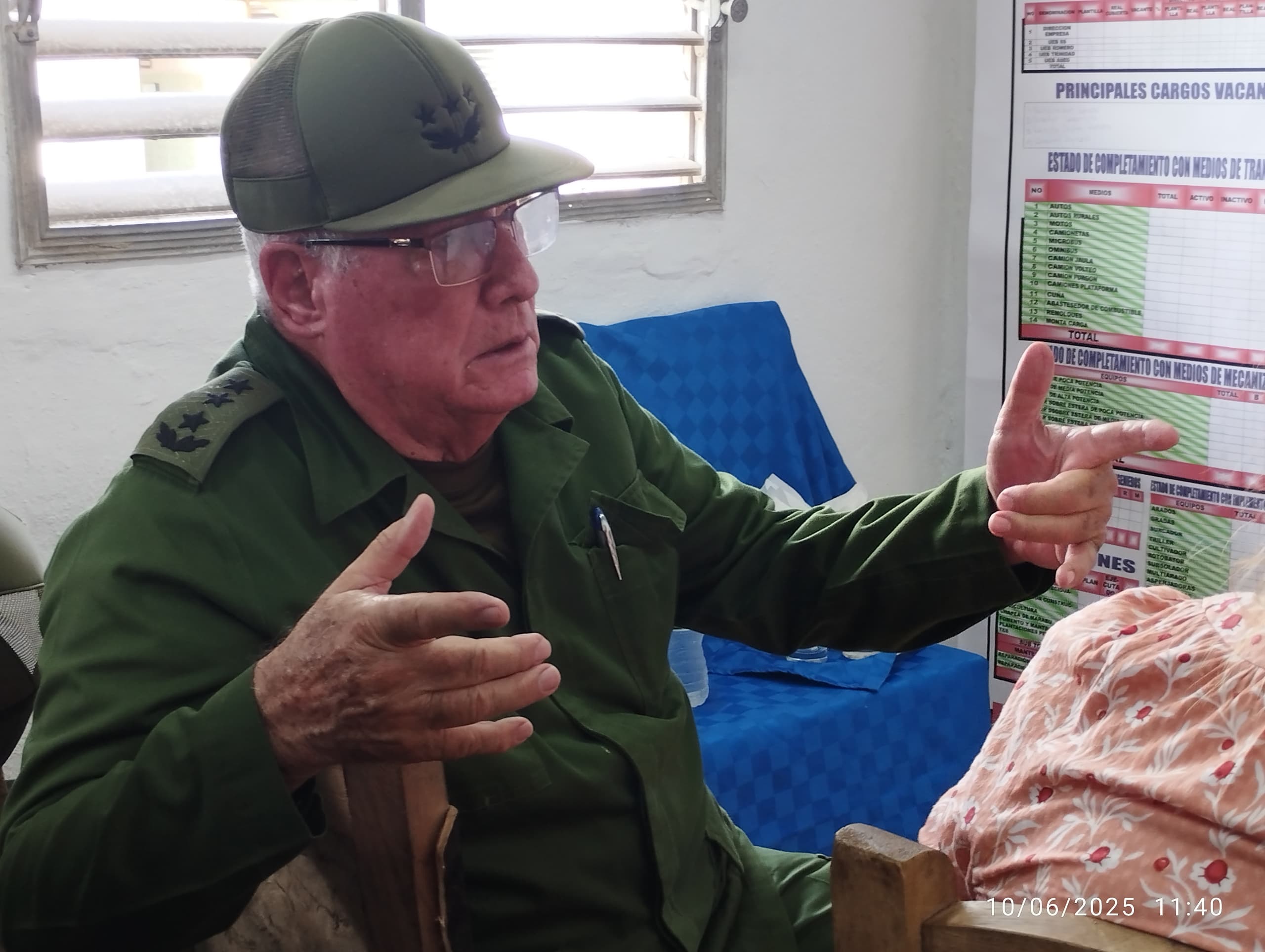 Chequea Ministro de las FAR recuperación arrocera por la Unión de Agropecuaria Militar en La Sierpe