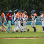 Gallos se adelantan a los Tigres en duelo particular