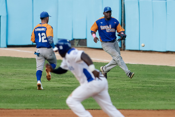 Clasifican Los Gallos a la postemporada beisbolera