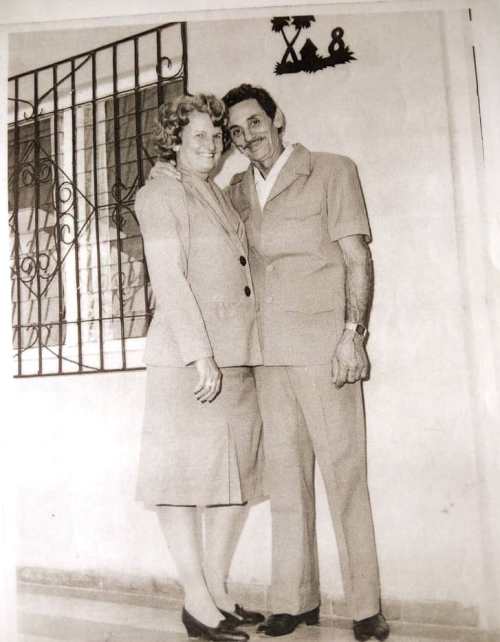 Nelia junto a su esposo Ricardo Santana, asaltante al Moncada. Foto cortesía de la familia.