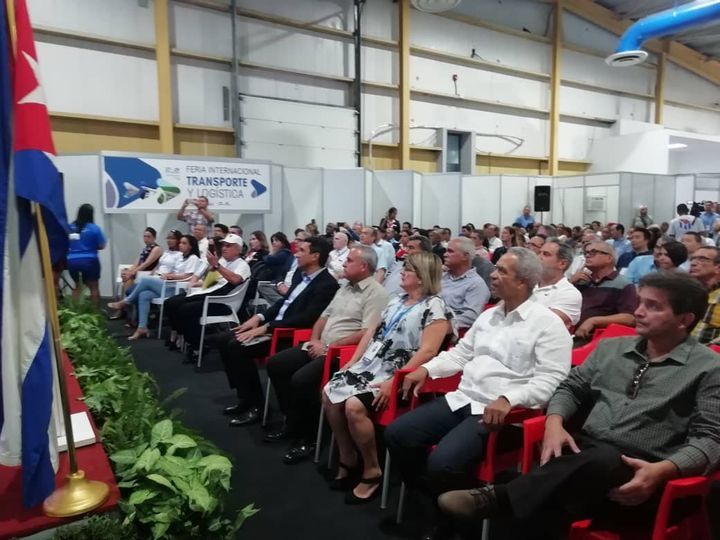 Empresas de Cuba y EEUU acuerdan transportación de carga