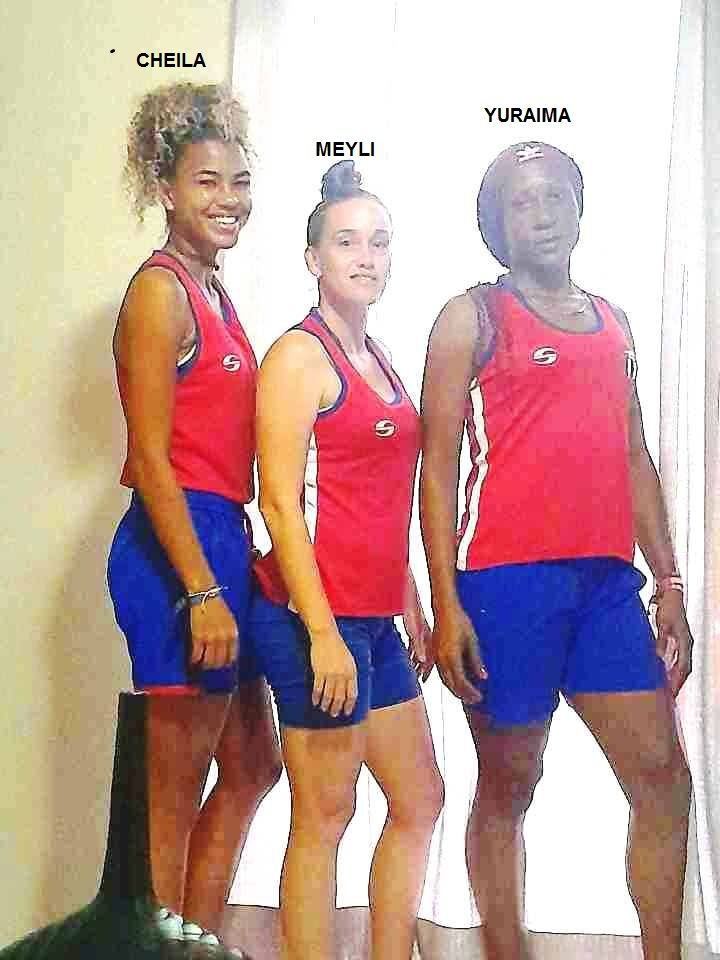 Hockey femenino espirituano se baña de plata en los Centroamericanos