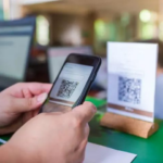 Bancarización y comercio electrónico fluyen por canales opuestos en Frutas Selectas Sancti Spíritus