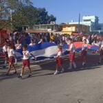 Pioneros desfilan en Sancti Spíritus por el Día de los Trabajadores