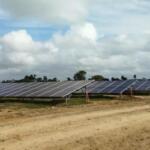 Instalados más de 240 kilómetros de cables en parque fotovoltaico de Cabaiguán