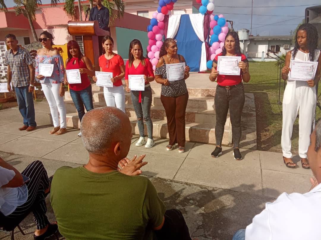 Curso escolar cierra sus puertas en Fomento