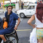 El acoso callejero, una forma de violencia naturalizada en Cuba