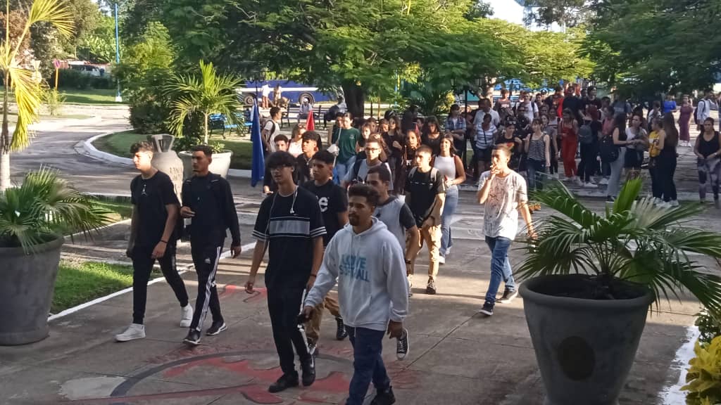 Universidad espirituana da la bienvenida a estudiantes de nuevo ingreso