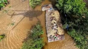 ¿Cómo se rescató a 11 personas en la comunidad inundada de Altagracia, en Holguín?