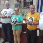 Entrega en Sancti Spíritus Sello 8 de Octubre a aniristas destacados