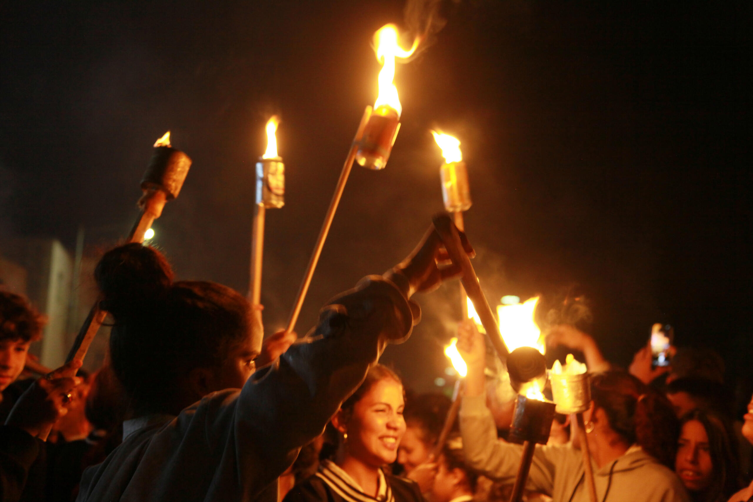 Antorchas calentaron marcha por Martí y Fidel en Sancti Spíritus (+ post)