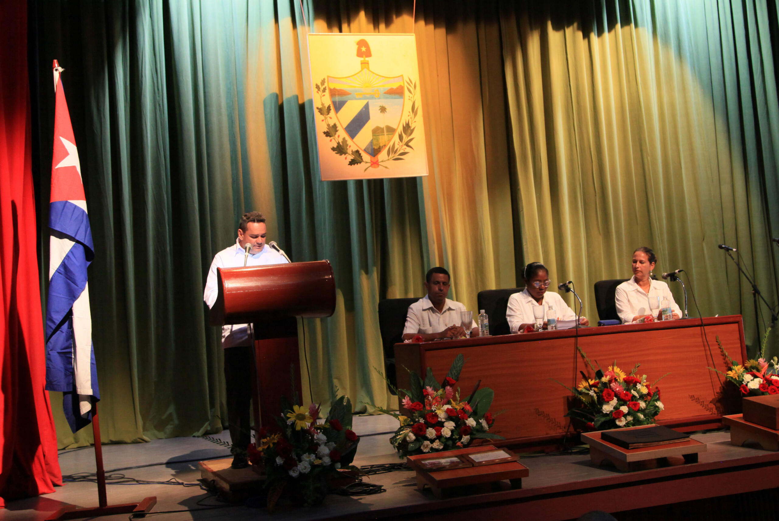 Tributo a Fidel y Raúl en Sesión Solemne de Asamblea Municipal por aniversario de Sancti Spíritus