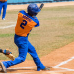 Gallos aseguran duelo ante los Cachorros en béisbol cubano