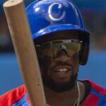 Cuba-Clásico apaleó 10-2 a Agricultores en tope beisbolero