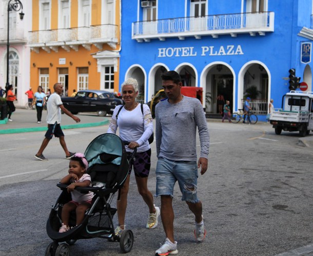 Alertan a conductores y peatones ante jornadas de fin de año