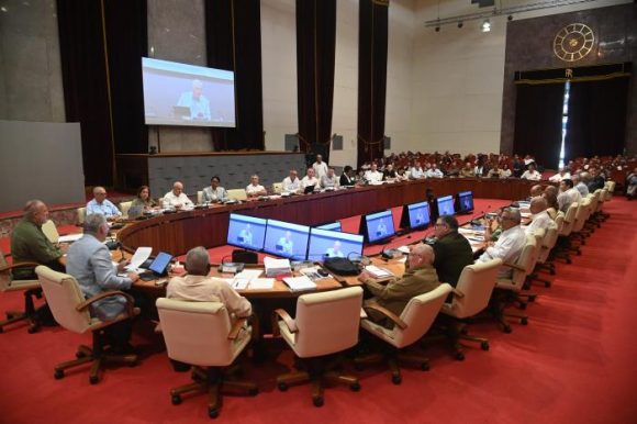 Abogan en Consejo de Ministros por avanzar en la eficiencia del control popular e institucional