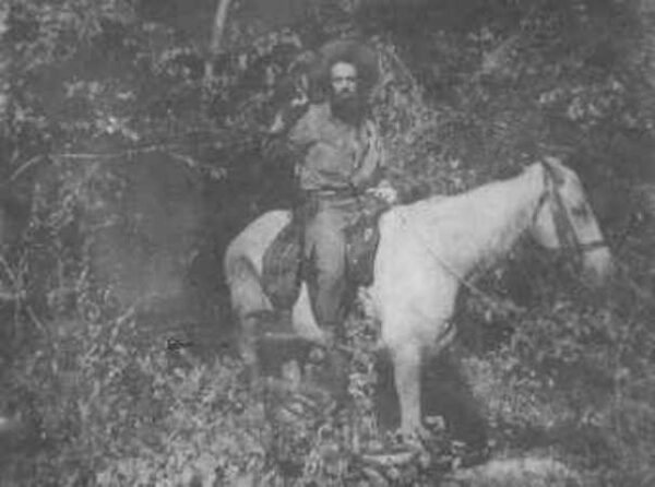 Camilo en La Caridad.