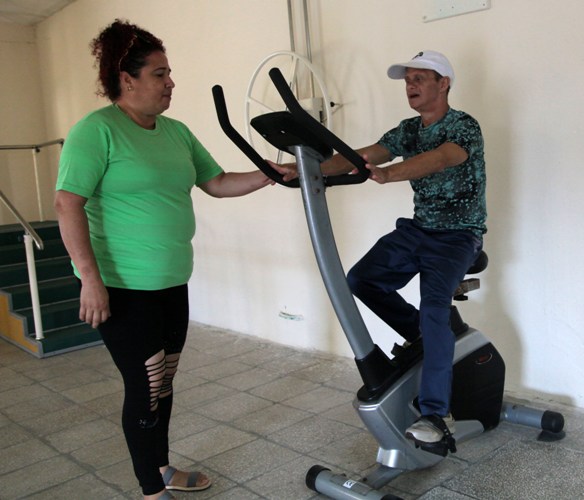 Acoge Sala de Rehabilitación Integral de Yaguajay más de medio centenar de pacientes