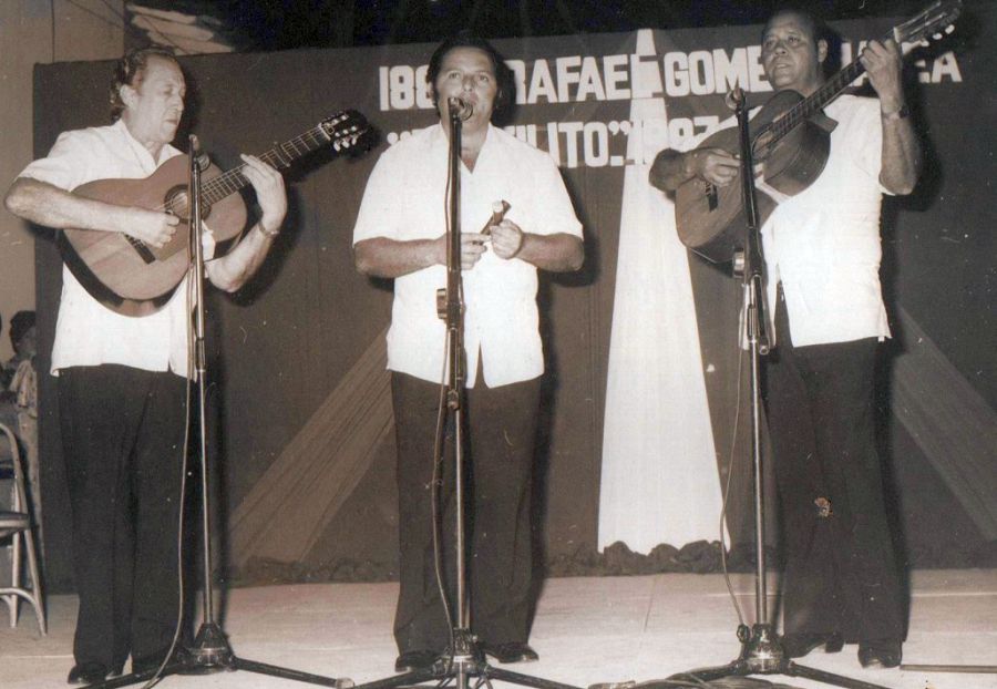 César Pérez: Trovador de la vieja guardia