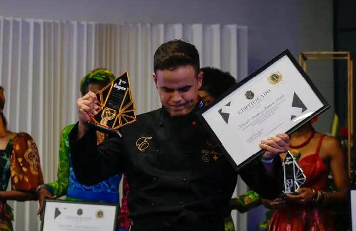Sobresale chef espirituano en Festival Varadero Gourmet 2025