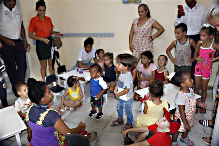 Casita infantil beneficia a trabajadores del Turismo y Educación
