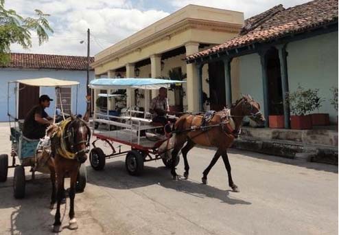 Coches tirados por caballos en Sancti Spíritus: ¿Tradición o privilegio?