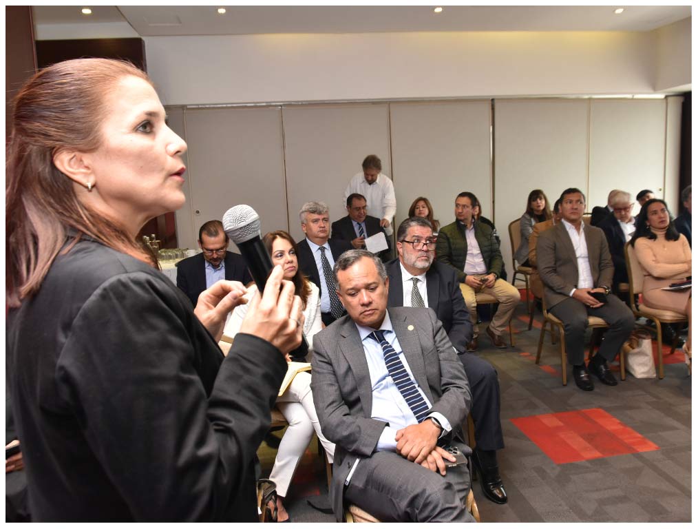 Sector Biofarmacéutico cubano expone en Colombia su potencialidad