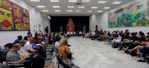 Coloquio Patria: jornada inaugural intensa y valiosa