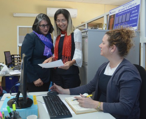 Las mujeres son fuerza vital entre los comunicadores. Foto: Oscar Alfonso Sosa.