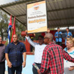 Destacan quehacer de constructores espirituanos en su día