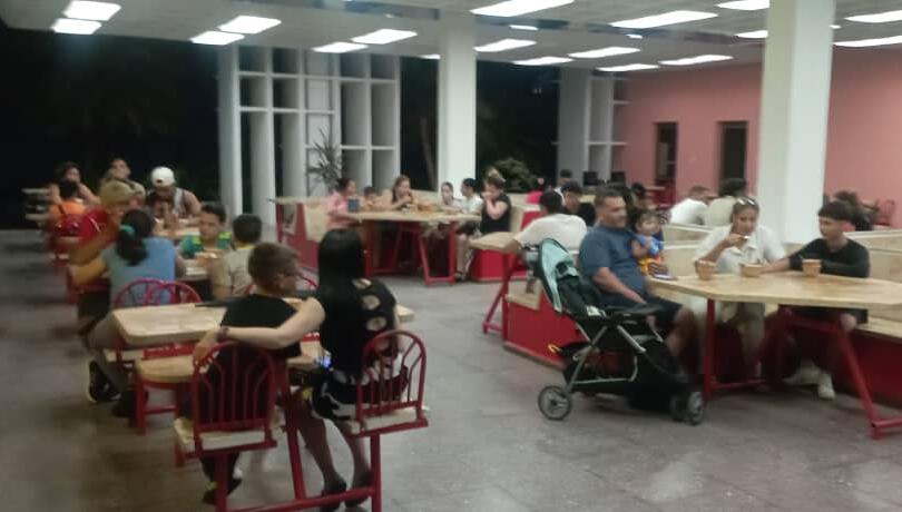 Coppelia de Sancti Spíritus reanuda sus servicios con sabor y compromiso social