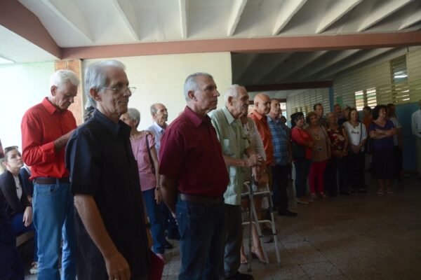 Fundadores participan de las actividades por las cuatro décadas de la Educación Superior. Foto: Oscar Alfonso Sosa.
