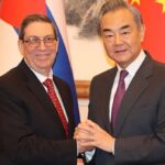 Cancilleres de China y Cuba califican como excelente estado de sus nexos