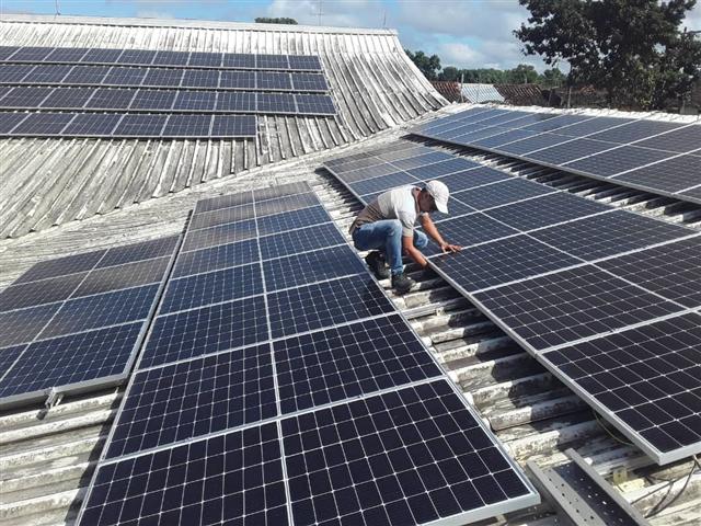 Cuba emplazará dos mil 12 megawatts (MW) en 92 nuevas instalaciones