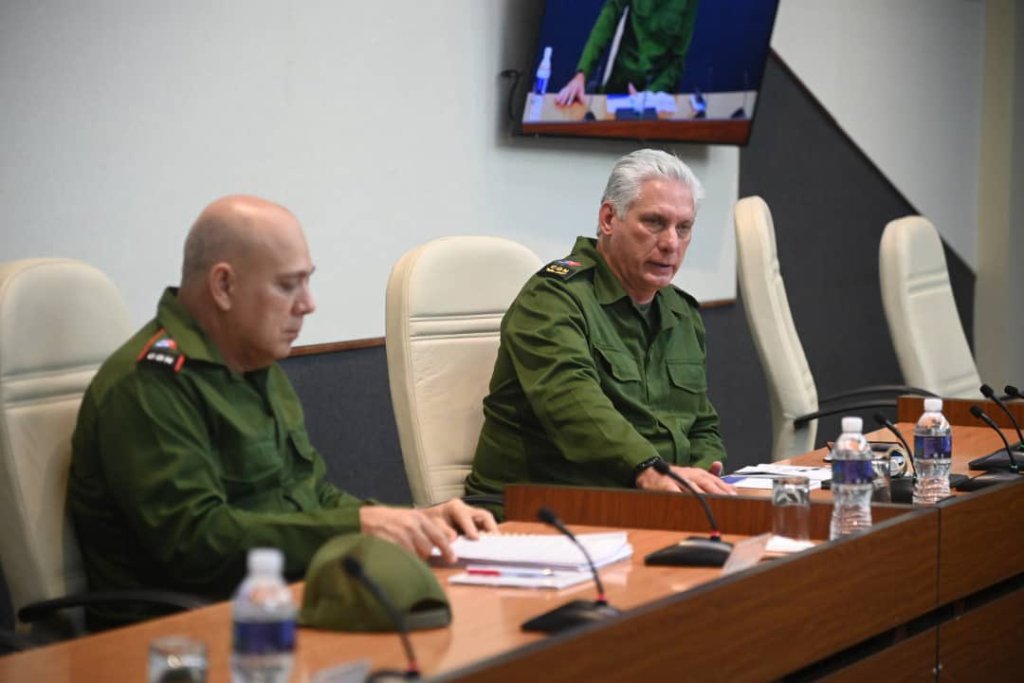 Encabeza Díaz-Canel reunión del Consejo de Defensa Nacional