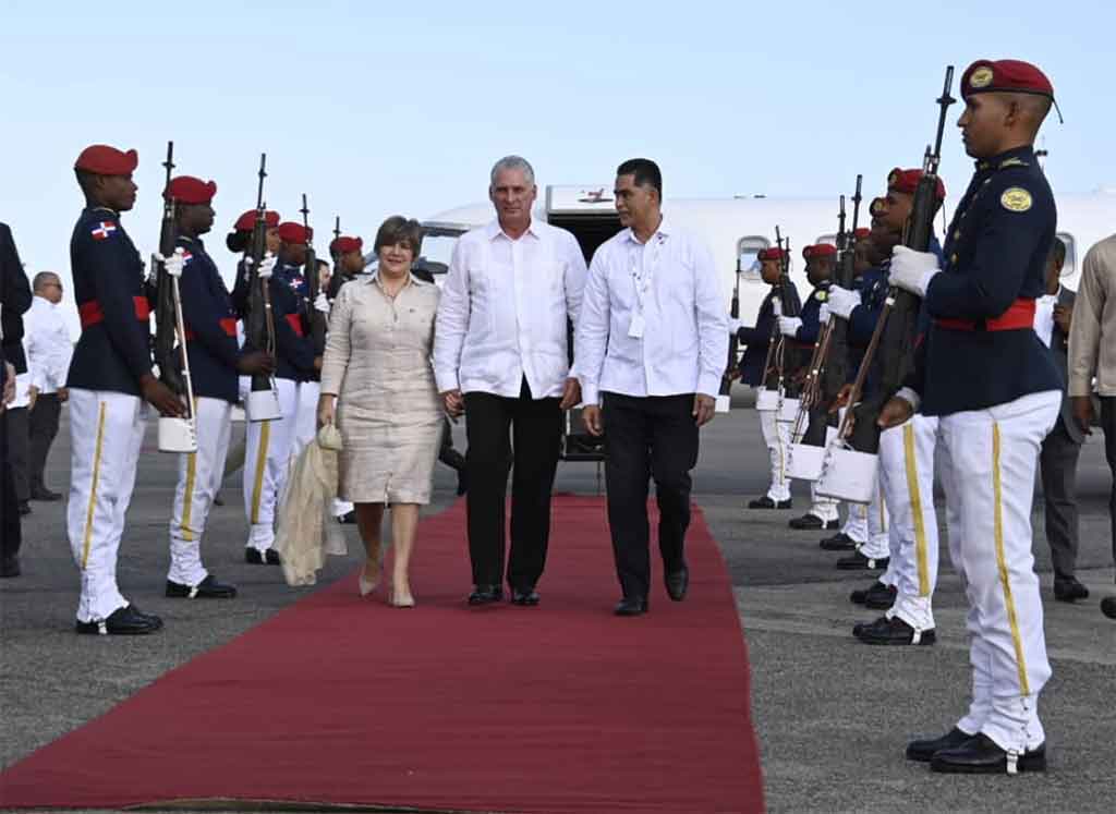 Díaz-Canel en Dominicana para asistir a Cumbre Iberoamericana