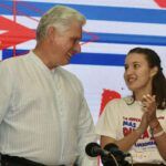Díaz-Canel a estudiantes de enseñanza media: Cuenten con nosotros siempre
