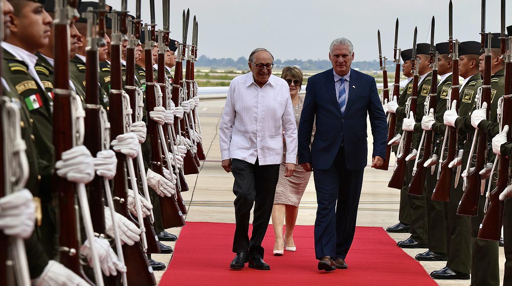 Presidente cubano arriba a México para toma de posesión de Claudia Sheinbaum