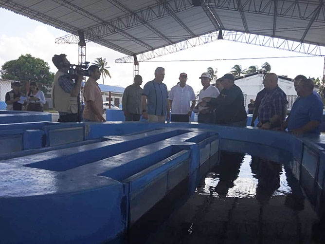Díaz-Canel visita entidades productivas de Morón
